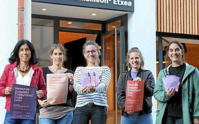 Emakumeon Etxea sortzeko lanetan ibili diren hainbat eragile. Argazkia: N.G.
